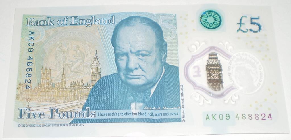 пластиковая банкнота 5 фунтов